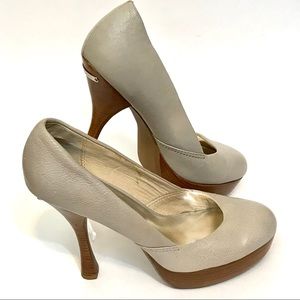 Michael Kors Round Toe Pumps Heels Beige Grey